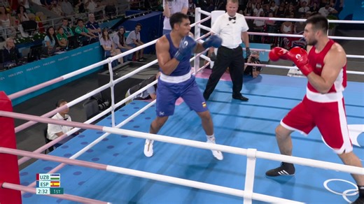Uzbek Bakhodir Jalolov wins super heavyweight boxing gold
