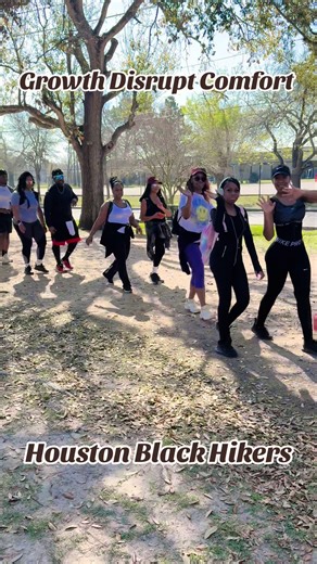 Not everyone who starts with you is meant to rise with you. 🚀 You can’t soar like an eagle 🦅 if you surround yourself with people who are comfortable crawling. The voices you keep around you shape your future. 🎯 It’s okay to cut off stagnation. Elevation requires separation. 📈✨ So if you don’t see the same faces anymore… just know — what’s understood doesn’t have to be explained. You can still love people 🤎 and outgrow them. Growth isn’t betrayal. It’s alignment. Have the courage to change 