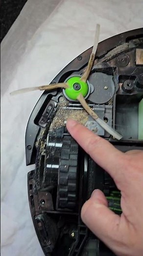 Roomba Battery Replacement Fixes Weak Vacuum Problem!