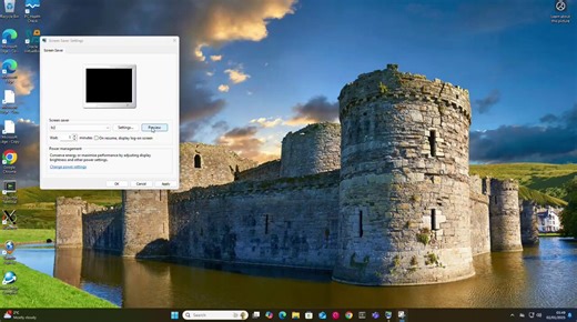 Here's my Windows screensaver [Xfce]Link: https://t.co/BpHq9LgoCB#unixporn #linux #screenshot