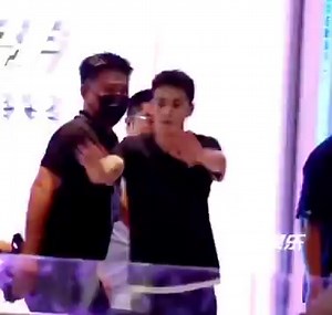 ♡#DylanWang saying bye-bye before leaving #Xtep 360x event #WangHeDi ©️ | DyShen And Asian Stars Update