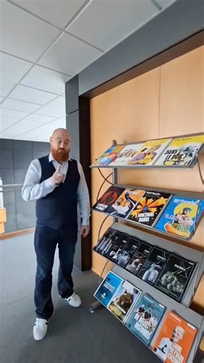 🎤📸 Quelle est la meilleure couverture de l’année 2025 ? 👉 Aujourd’hui, c’est David qui nous partage son choix et nous explique pourquoi cette couverture l’a marqué. Et vous, vous auriez choisi laquelle ? 👇 #agriculture #itw #entraidmedia #magazine #CapCut | Entraid