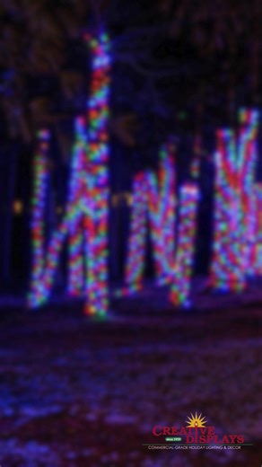 💡 𝗜𝗻𝗰𝗮𝗻𝗱𝗲𝘀𝗰𝗲𝗻𝘁 𝘃𝘀. 𝗟𝗘𝗗 𝗯𝘂𝗹𝗯𝘀: 𝘄𝗵𝗮𝘁’𝘀 𝘁𝗵𝗲 𝗱𝗶𝗳𝗳𝗲𝗿𝗲𝗻𝗰𝗲? Our latest guide breaks down everything you need to know about brightness, energy savings, and longevity. ✨ Learn why LEDs are the go-to choice for commercial Christmas lighting! #CommercialChristmasLights #CommercialHolidayLighting #LightingInspiration #CommercialOutdoorDecor #LightingProfessionals #BetterProductsBetterPrices | Creative Displays, Inc.