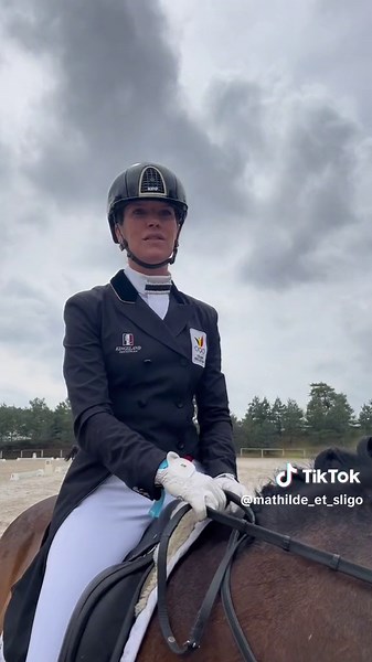 Performance de Larissa Pauluis dans le Freestyle de Fontainebleau avec Flambeau