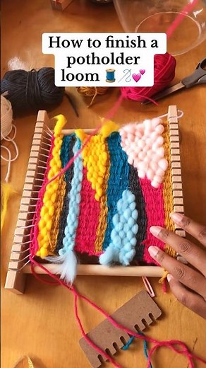 How To Finish a Pot Holder Loom 🧵💕🪡✨ #craftideas #beginnercrafts #hobbyideas