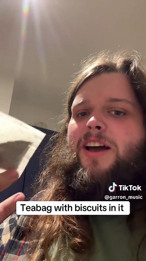 Garron Noone (@garron_music)’s video of Tea Bags