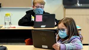 CDC recommends schools maintain mask requirements