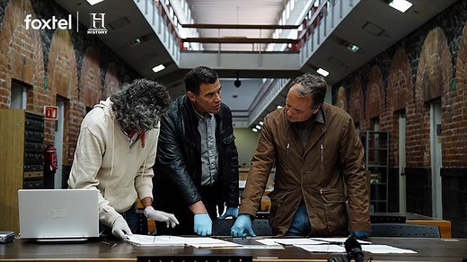 Did Lee Harvey Oswald work alone? This new investigation will go deeper than anybody has gone before. JFK DECLASSIFIED: Tracking Oswald, tonight, 7.30pm edt on HISTORY. 🔴 Record it here: http://bit.ly/JFKDeclassifiedRecord | Foxtel