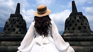 Tourist Visiting Ancient Largest Buddhist Borobudur Stock Footage Video (100% Royalty-free) 1111056935 | Shutterstock