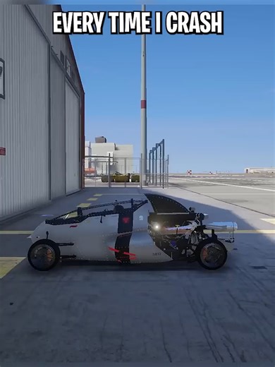 every time i crash my car gets bigger #gta5 #gtarp #gtaroleplay #fivem #story #fyp #foryou #police #crazyrp