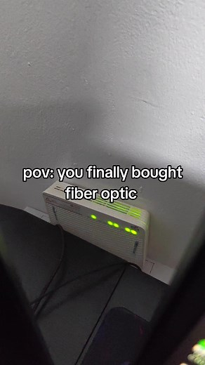 fiber optic is the best ngl #fiberoptics #internet #speedtest #wifi #tech