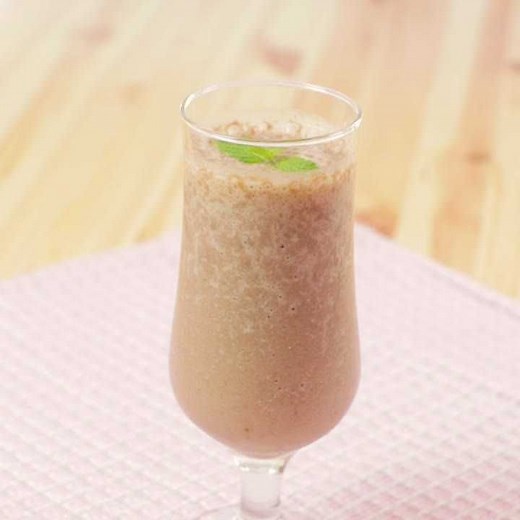 疲れた時に！ コーヒーバナナスムージーのレシピ動画・作り方 | デリッシュキッチン