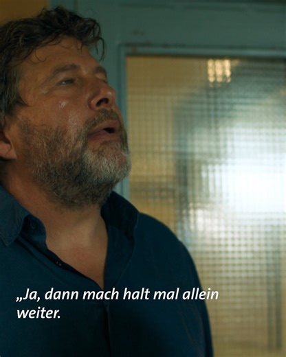 "Ist der immer so?" Welcher war für euch der beste Spruch oder die beste Szene aus dem Schwarzwald-"Tatort: Die große Angst"? Schreibt es in die Kommentare! ▶️ Zum Video in der ARD Mediathek: 1.ard.de/tatort?FB | Tatort
