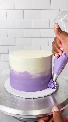 Kept it simple with this one; purple ombre with just a hint of gold 😍💜 Vanilla cake with strawberry compote filling and vanilla buttercream 😋 #cake #cakedecorating #cakedesign #cakecakecake #purplecake #purpleombre #simplecakes #orlando #kissimmee #lakenona #stcloud #stcloudfl #lakenonacakes #orlandocakes