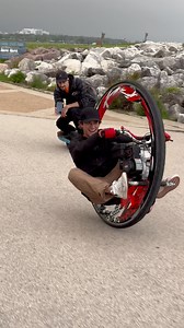 9.1M views · 87K reactions | Rolling deep on one wheel, no matter the ride. #monowheel #onewheel #gadgets #inventions #technology | Hunter Howell | Facebook