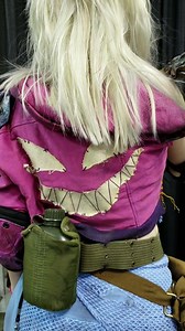 Wasteland Alice debut at Indy PopCon! Based on art and world by Steven K Smith Props Armor and bat by SKS Props Clothing by Lauren and Chroma | Thousand Faces Cosplay