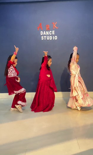 Part-5 #basiclevel #kids #foryou #tiktok #basic #fyp #dancers #loveuall #studio #dance #class #act