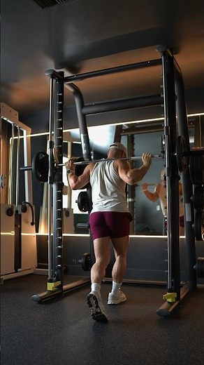 Smith Machine Curtsy Split Squat: SUMMIT