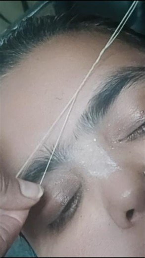 upper eyebrow threading full tutorial 💯✅// face eyebrow#youtubeshorts threading // painless method