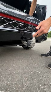 How the new VW Tiguan’s towing hook works
