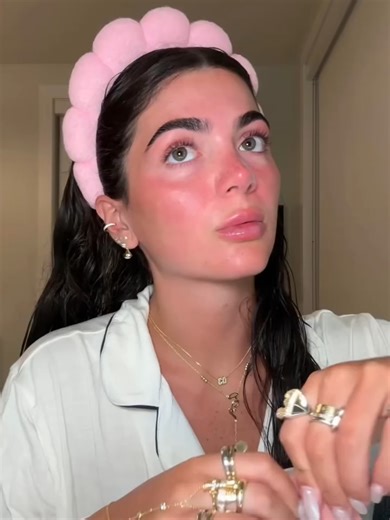 ADORO MI MOMENTO DE PAZ Y SKINCARE ME SIENTO MAS YO🥰​❤️‍🩹​#blackfriday #mascarillas #parati #belleza #mujeres