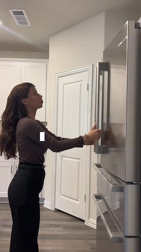 Asmr cook with me #cooking #cookwithme #asmrvideo #asmrtiktoks #food #healthyfood #healthyrecipes #healthylifestyle #lifestyle #aesthetics #satisfying #vlog #vlogs | Elaina Michelle FanPage