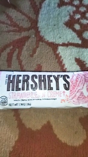 Membalas @ayramishalarafatsstrawberries 'n' creme Hershey's!!🍓✨ | The number 23 should be fruity pebbles treats, but sadly i ran out of red markers😔 but maybe when i got a new markers i will make it sooner!!😊( COMMENT MORE NUMBERS!!!)#fyp #squishy #foryourpage #papersquishy #hersheys#strawberry#fypage