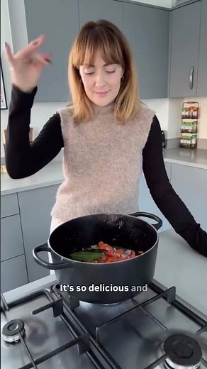 Chicken & Bacon Pie Recipe From @amylouisecrisp.x