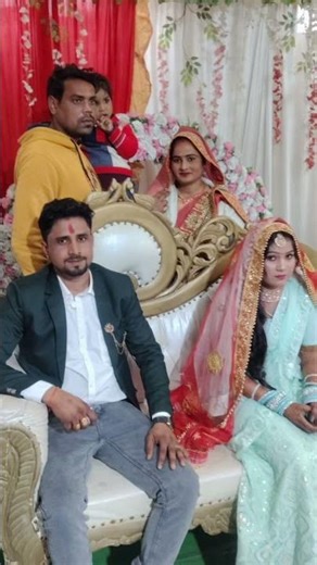 Sanam Tere pyar ke piche Main duniya chhod ke aaya