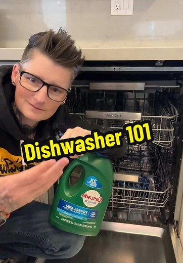 Dishwasher Cleaning Tips: Avoid Common Mistakes