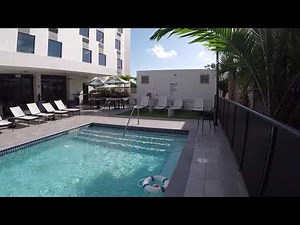 Comfort Inn and Suites Miami Airport POOL TOUR