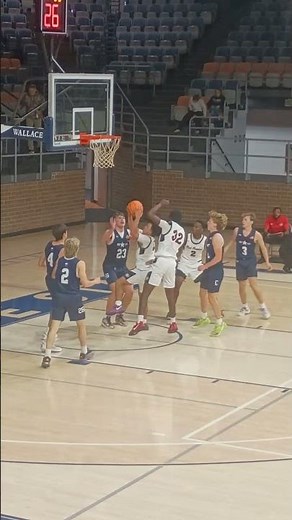 4th Quarter High School Boys Basketball Action Cullman High School vs. Decatur November 11, 2025