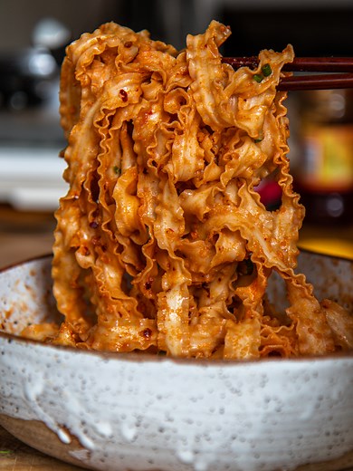 Spicy Peanut Noodles with Chili Crisp & Fried Garlic | Indulgent Eats - Dining, Recipes & Travel