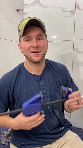 Really cool clamp that allows for you to push things apart. #diy #work #construction #HomeImprovement #tools #realestate #entrepreneur | WINNI