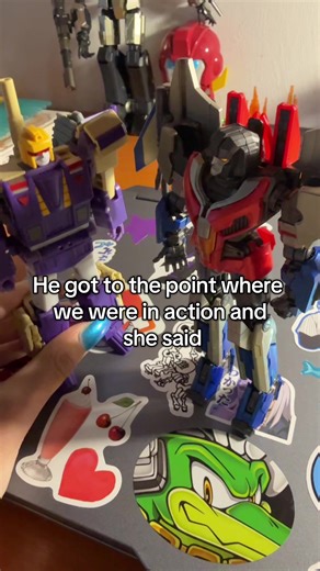 Transformers Starscream Scene Interpretation