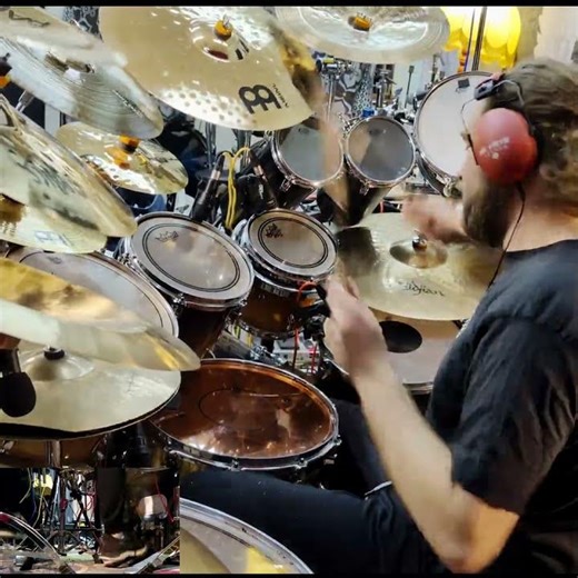 Foo Fighters - Making a Fire (Chorus + Bridge) #drums #shorts