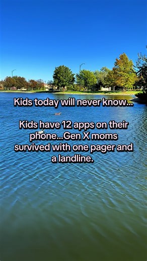 Gen X Moms: Thriving with Minimal Tech