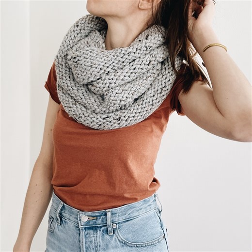 Knitting Pattern | the Avery | Modern Minimalist Chunky Infinity Scarf Easy Beginner Knitting Pattern - Etsy Canada