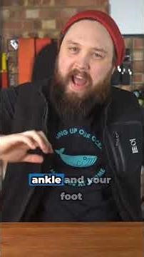 Full Foot vs Open Heel Fins, Which is Right for You