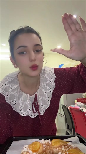 Thử làm bánh truyền thống Tây Ban Nha lần đầu