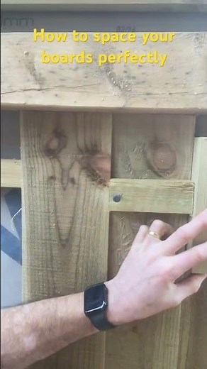 The fastest way to space your feather edge boards!👍👌👊 #diy #gardenbuilding #tipsandtricks