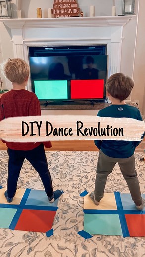 Brittany | Kids/Toddler/Baby Activities on Instagram: "Kids have a lot of energy to burn? Try this DIY Dance Revolution mom hack! This game (idea from @wingitwithwhit ) will have your kids using their gross motor skills and having fun! How to play: 1. Tape yellow, blue, green and red pieces of colored paper to the floor 2. Type in “tapete de movimiento” into YouTube 3. Have your kids step on the colors that show up on the tv (there are different levels that get increasingly more challenging) Sav