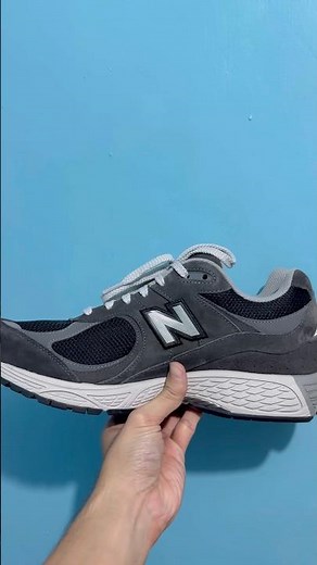 Unboxing / Close look on New Balance 2002R “Black Cement” 🔥- (U2002RA) #newbalance #2002r #sneakers