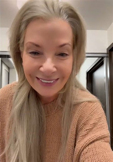 MrsClark💋 (@mrskariclark)’s videos with original sound - MrsClark💋