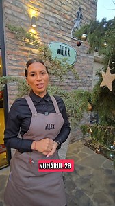Decembrie începe să lumineze orașul, iar la Măcelăria Alex & Alex Restaurant se simte deja parfumul sărbătorilor 😁 Suntem acolo unde tradiția se întâlnește cu rafinamentul, unde carnea proaspătă, selecțiile premium și adevăratele delicii italiene se împletesc într-un concept unic în Galați, un restaurant cu măcelărie proprie, autentic și inedit, creat cu pasiune încă din 1991. Iar acum, când vin Moș Nicolae, Moș Crăciun și toate momentele frumoase de la final de an, e timpul să alegi cadouri ca