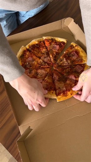 43K views · 198 reactions | How to Pack Pizza Like a Pro!  | Smart is the New Sexy | Facebook