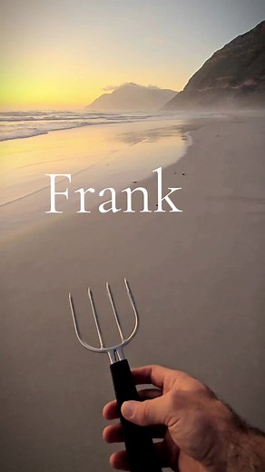 Frank: Beach Calligraphy and Name Art on the Sand