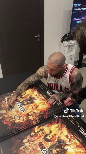 Alexterribleofficial on TikTok