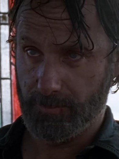 "Give Me 10 Seconds For Carl." | The Walking Dead S08E16 #shortslookie