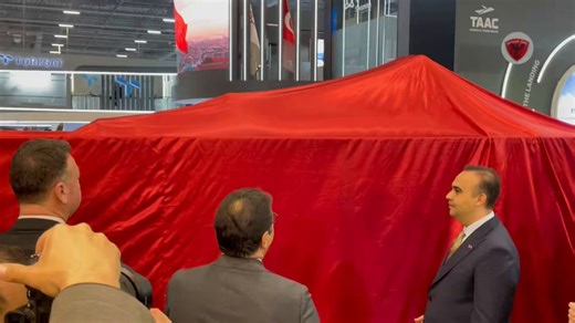 🛡️🇹🇷ALTINAY, Türkiye’nin teknoloji ve sanayi ekosistemine yeni bir soluk getirecek olan 6 eksenli yeni nesil endüstriyel robotu GRASS’ı tanıttı.📎@altinaysavunma